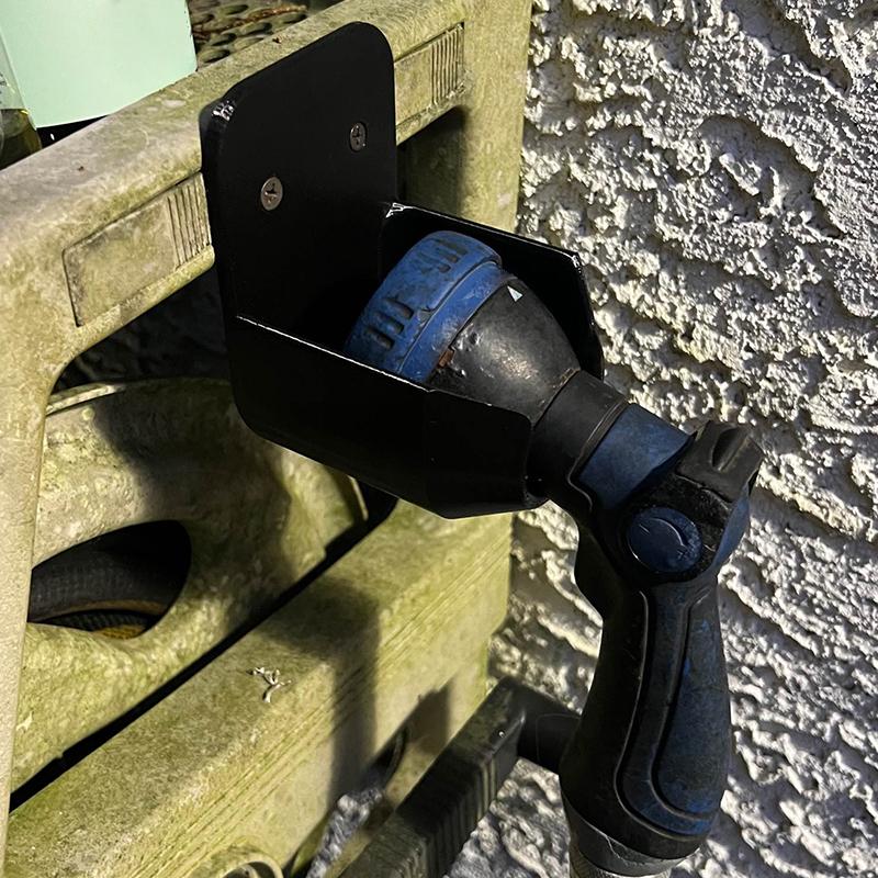 ขายึดหัวฉีดน้ำสำหรับติดผนัง พร - Gardening Tools Holder บทวิจารณ์และราคา